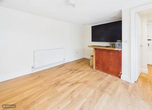 THIRD RECEPTION ROOM- click for photo gallery